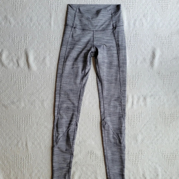 Lululemon Moment To Movement Tight 28" Space Dye Camo Seal Grey Deep Coal - Picture 4 of 12